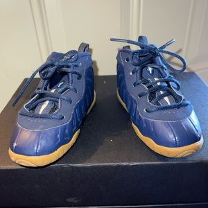 Toddler Nike Foams